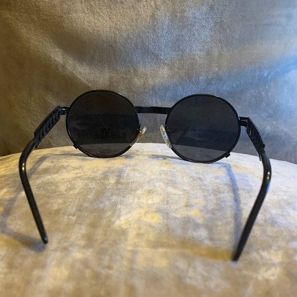 NEW! Women’s Designer Dark Round Lens Sunglasses UV Protection - Picture 2 of 11